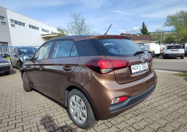 Hyundai i20 cena 39900 przebieg: 149345, rok produkcji 2019 z Sieniawa małe 79